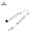 Fujian Origin Direct Factory produziert Lanyard mit einfachem Logo Swivel J Clip